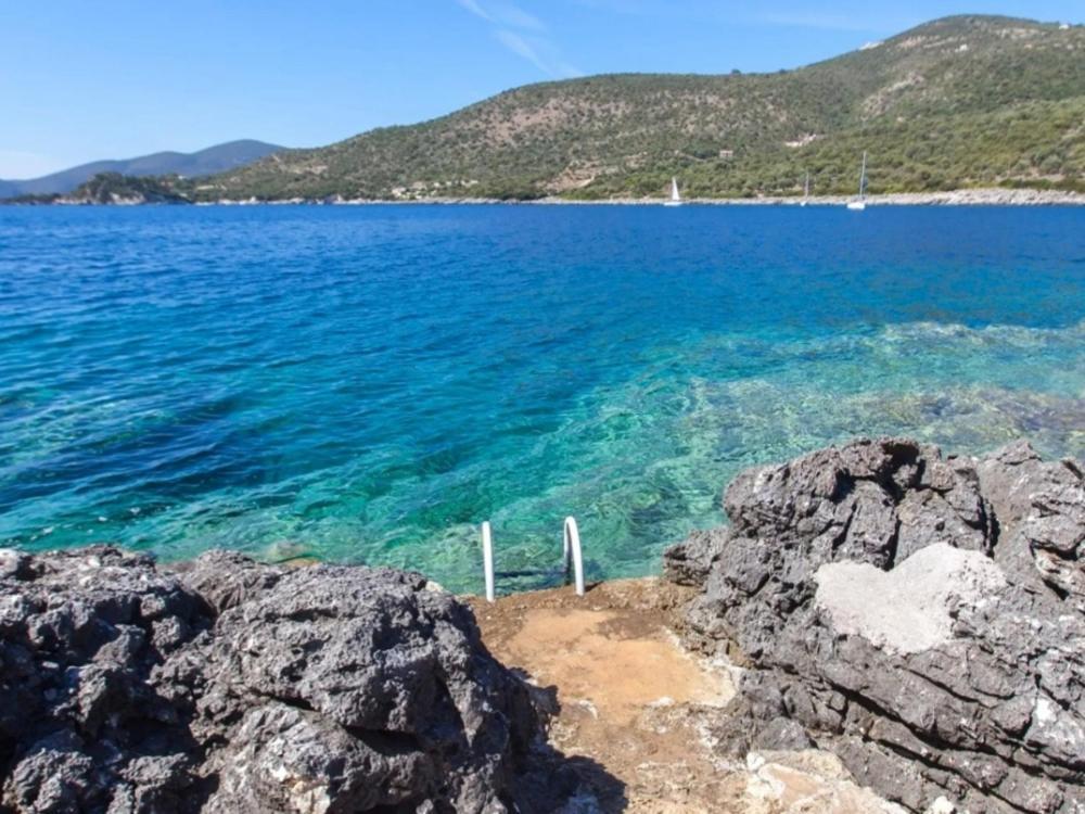 Zidanos Luxurious Sea Front Villa Marantochori ภายนอก รูปภาพ