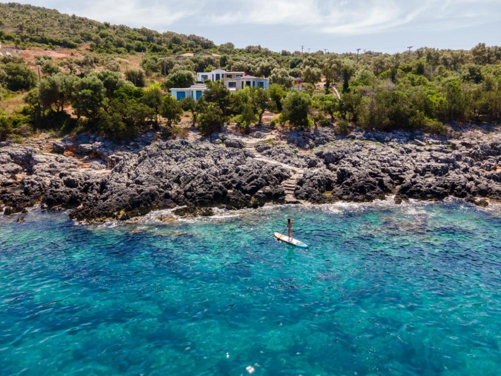Zidanos Luxurious Sea Front Villa Marantochori ภายนอก รูปภาพ
